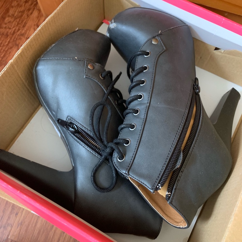 Heel Boots